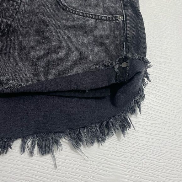 We the Free People Cut Off Jeam Shorts Grommet Waist Size 27 Black Wash Denim - Picture 7 of 7